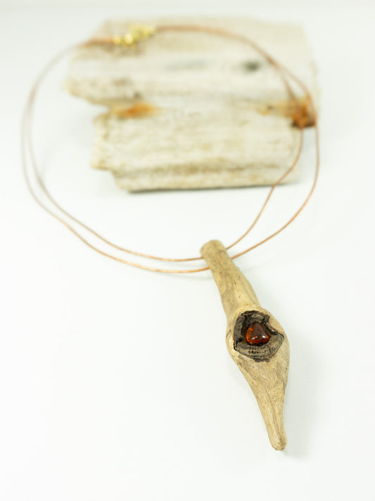 Exceptionel DRIFTWOOD AMBER Necklace 'Saltholm', sustainable handmade jewelry