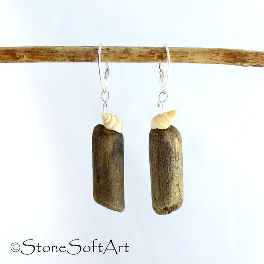 Handmade driftwood earrings SHELLY with seashells and 925 Silver