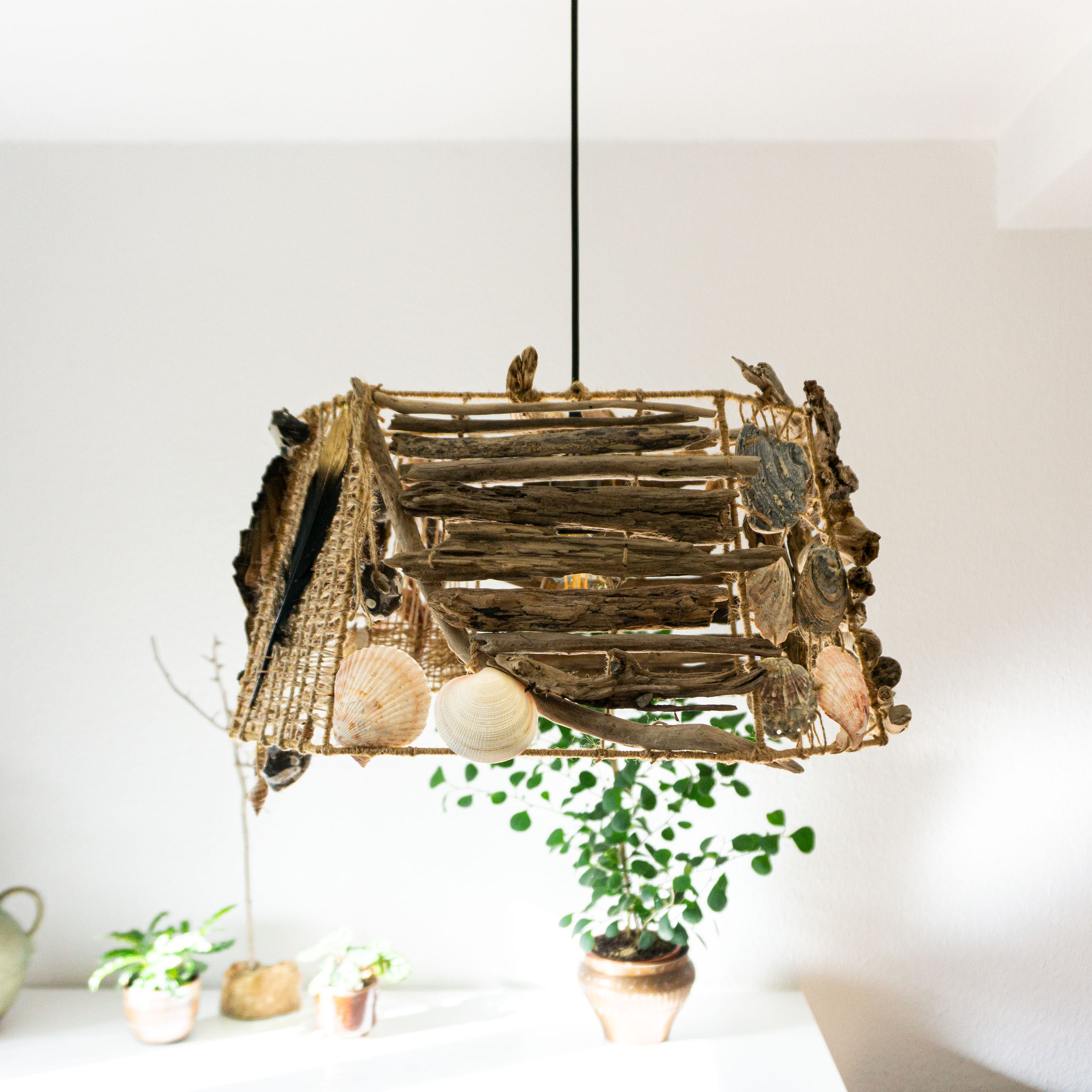 CEILING & PENDANT LAMPS