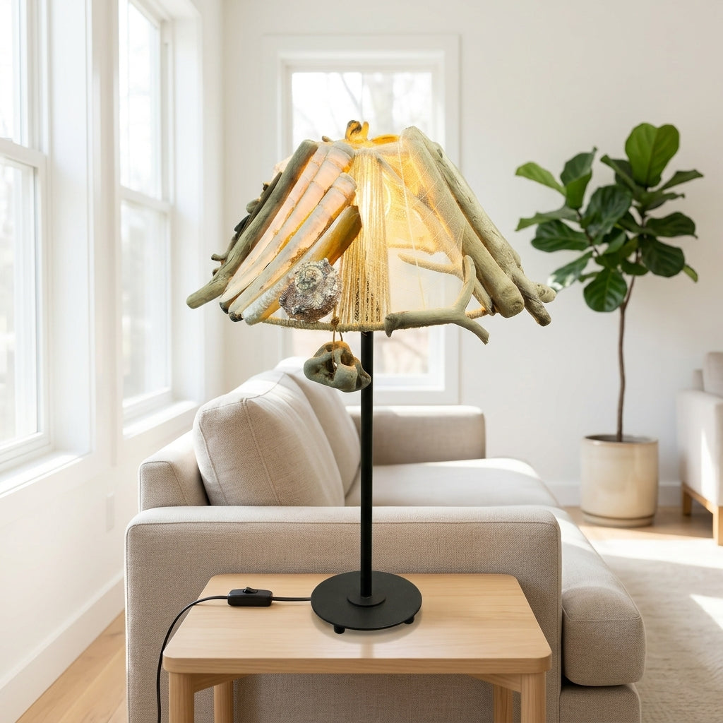 LYKKE Handgefertigte Treibholz-Tischlampe – Natürliches Akzentlicht mit Metallsockel