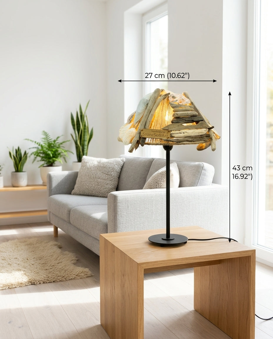 LYKKE Handgefertigte Treibholz-Tischlampe – Natürliches Akzentlicht mit Metallsockel