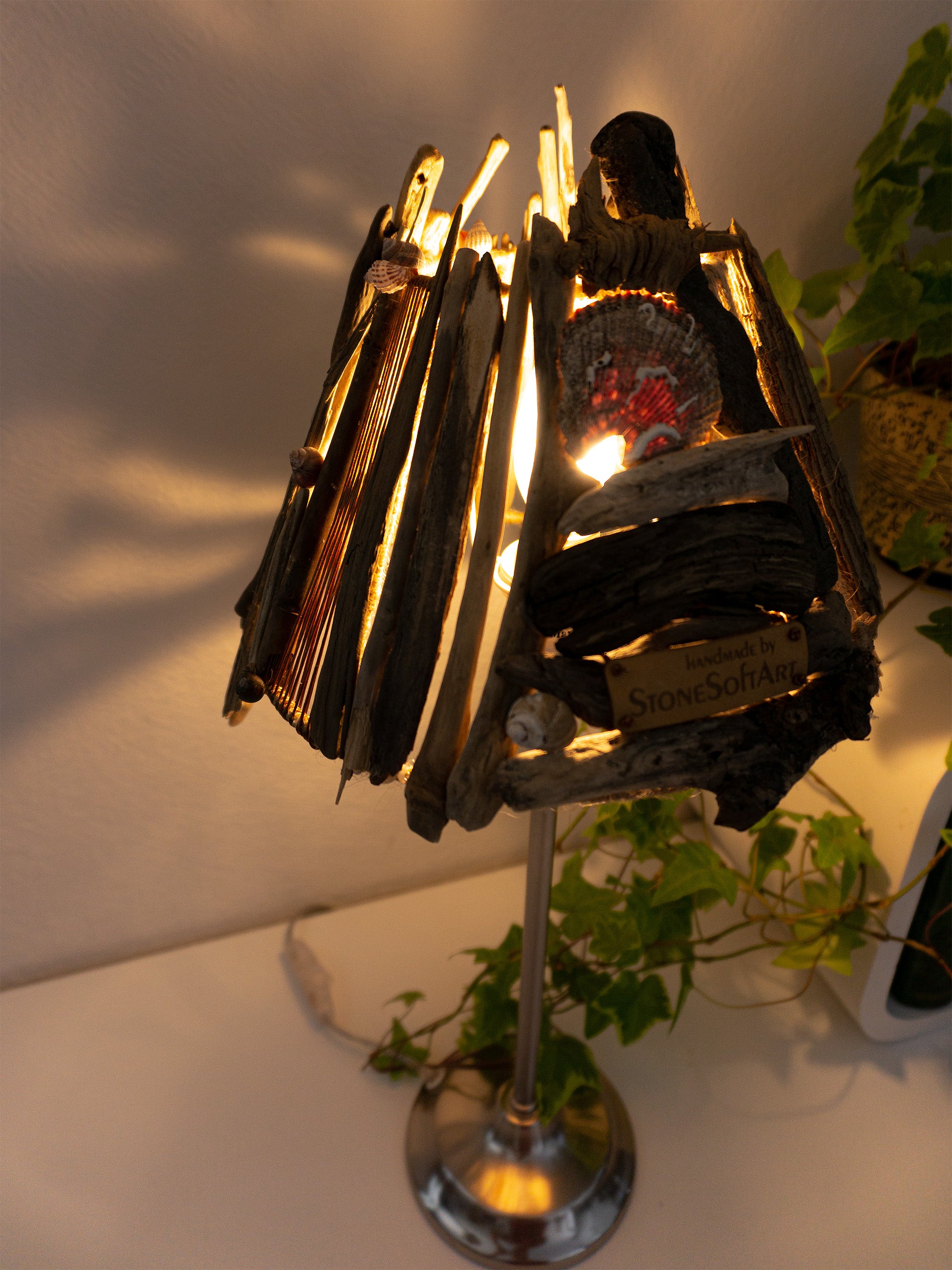 Unique DRIFTWOOD TABLE LAMP 'Edda' with metal foot by StoneSoftArt