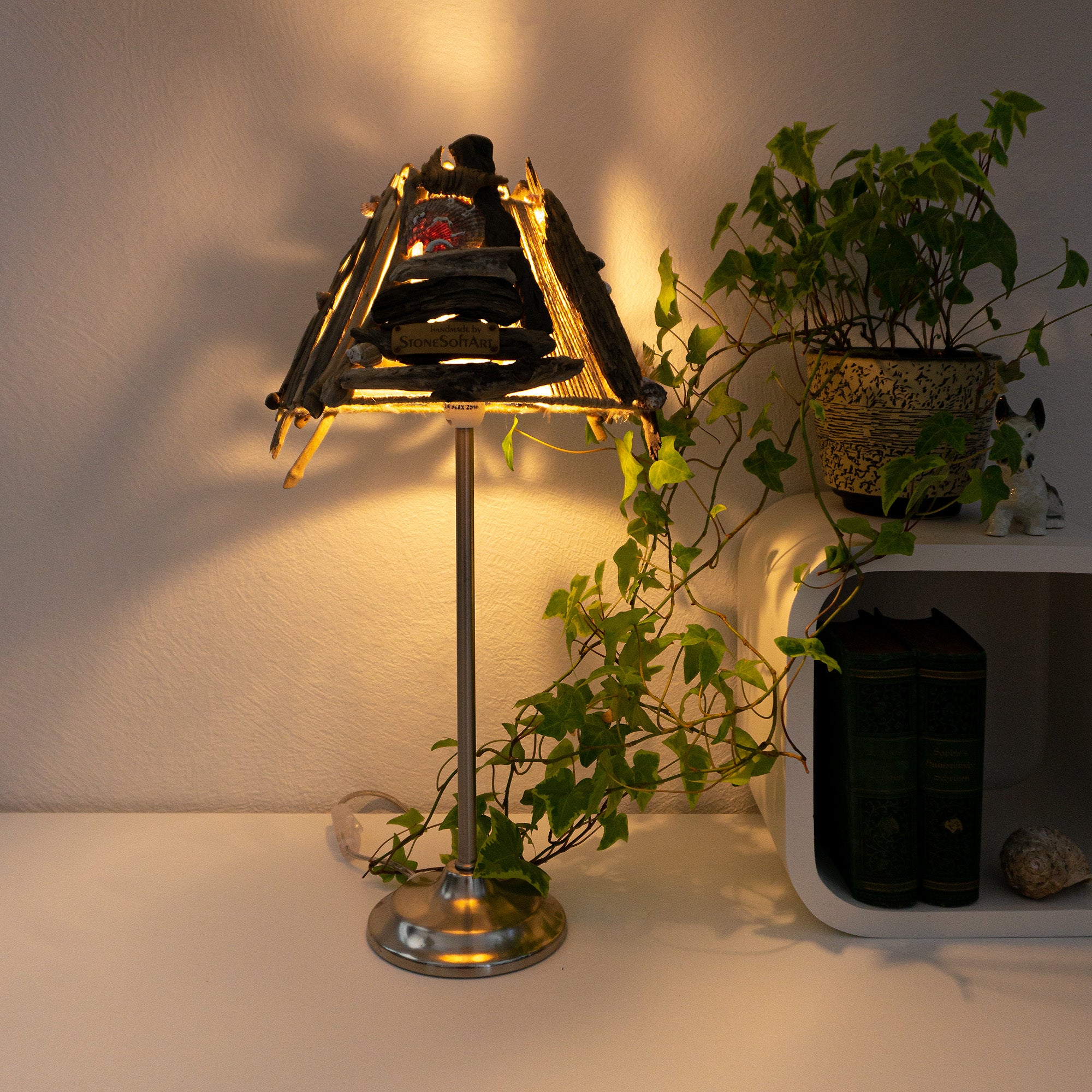 Unique DRIFTWOOD TABLE LAMP 'Edda' with metal foot by StoneSoftArt