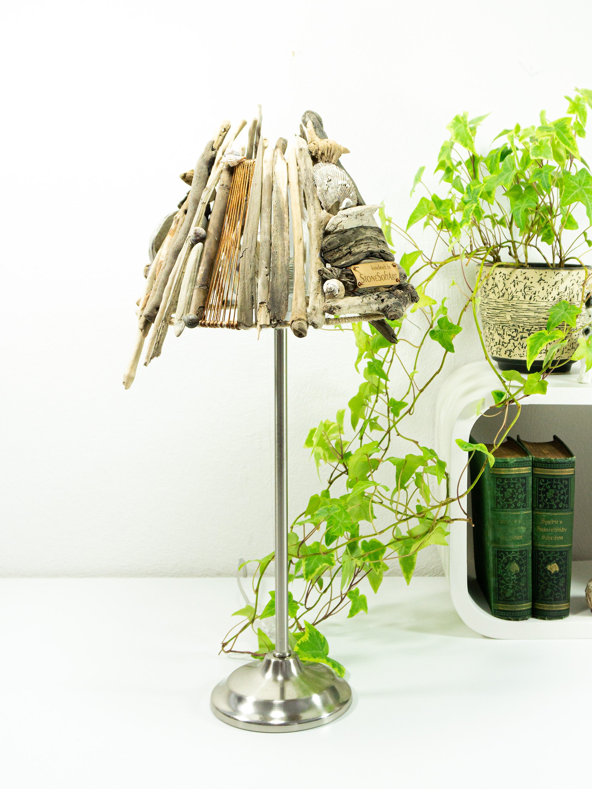 Unique DRIFTWOOD TABLE LAMP 'Edda' with metal foot by StoneSoftArt