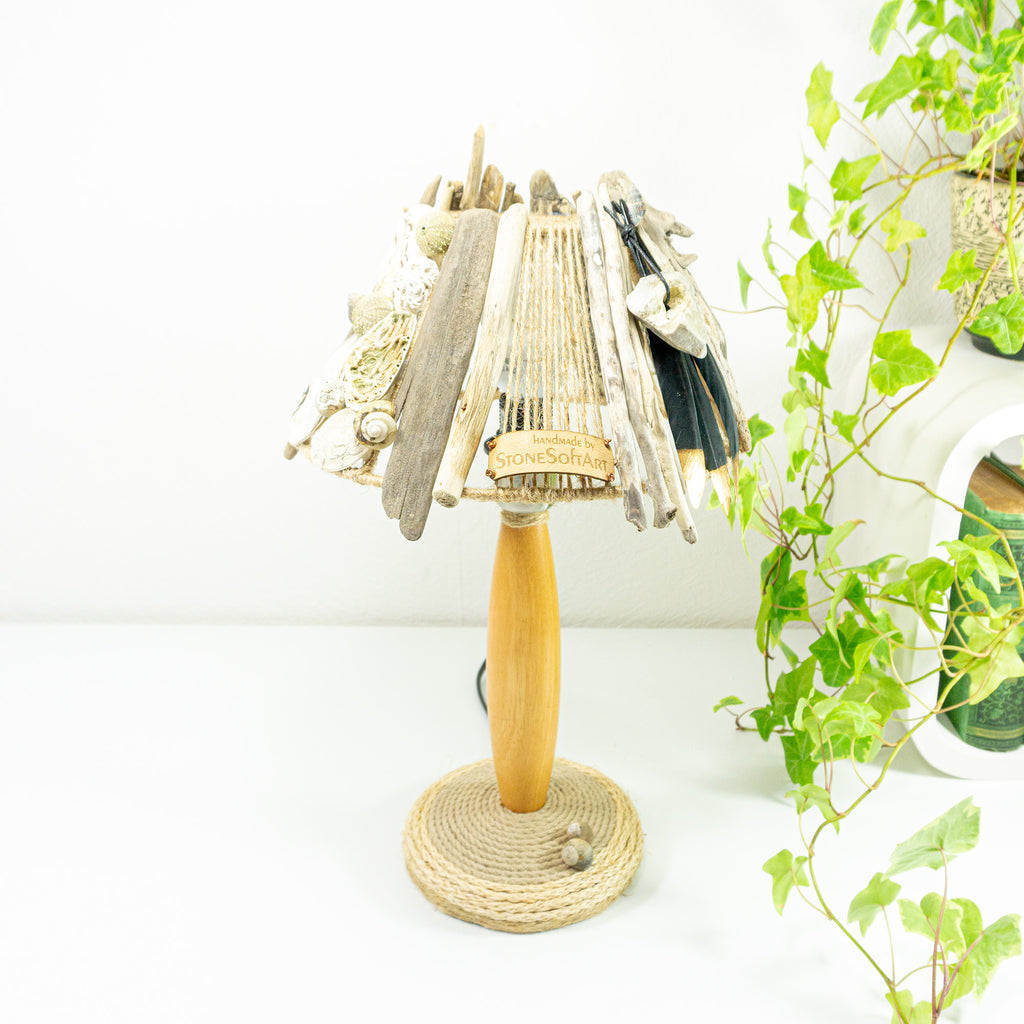 One-of-a-kind DRIFTWOOD TABLE LAMP 'Thore' wooden foot, hand-crafted rustic light