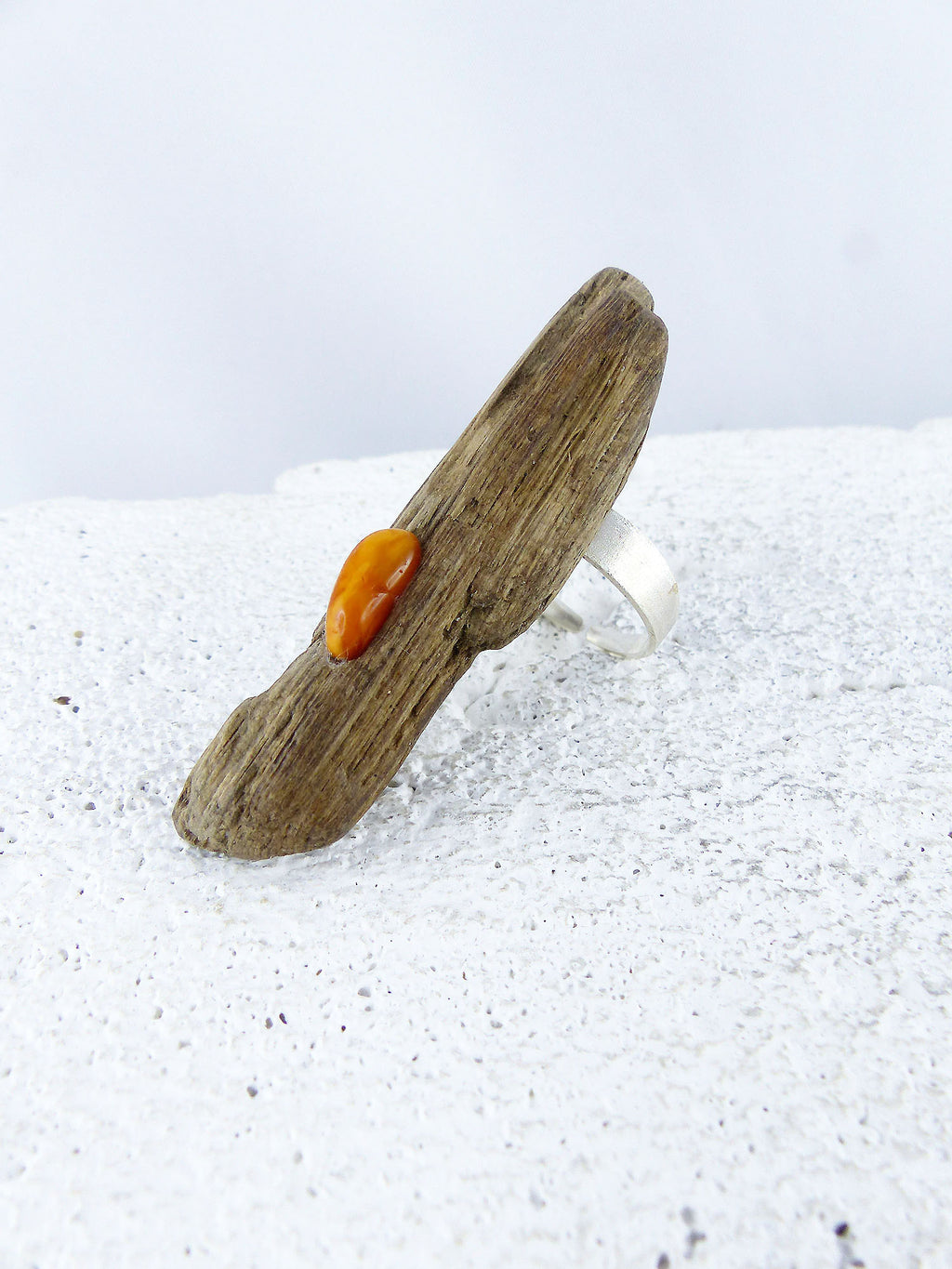 Adjustable handmade Driftwood Ring TARJE with Amber and 925 Silver
