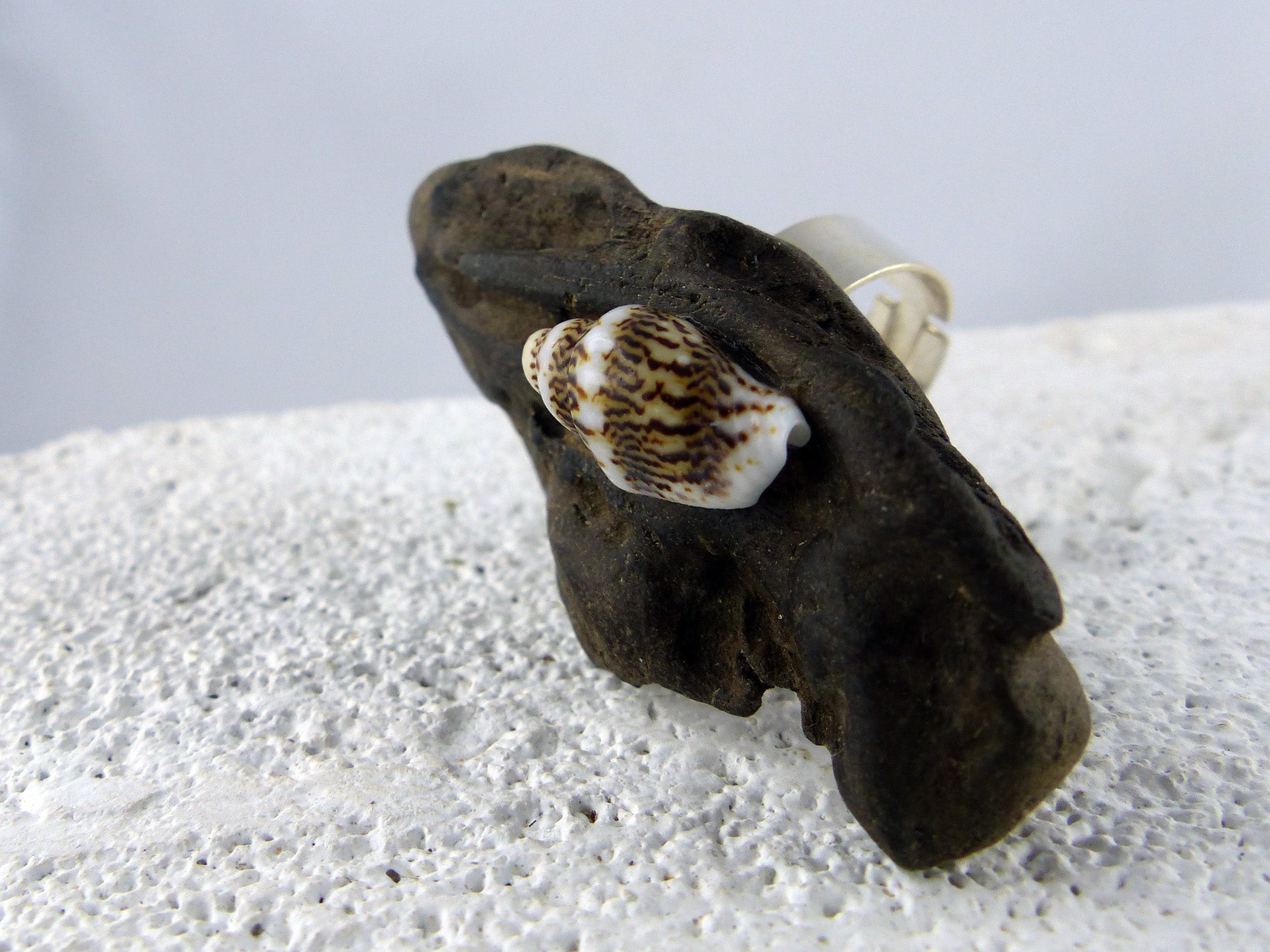Adjustable Silver DRIFTWOOD RING THORKIL with seashell, handmade ecofriendly