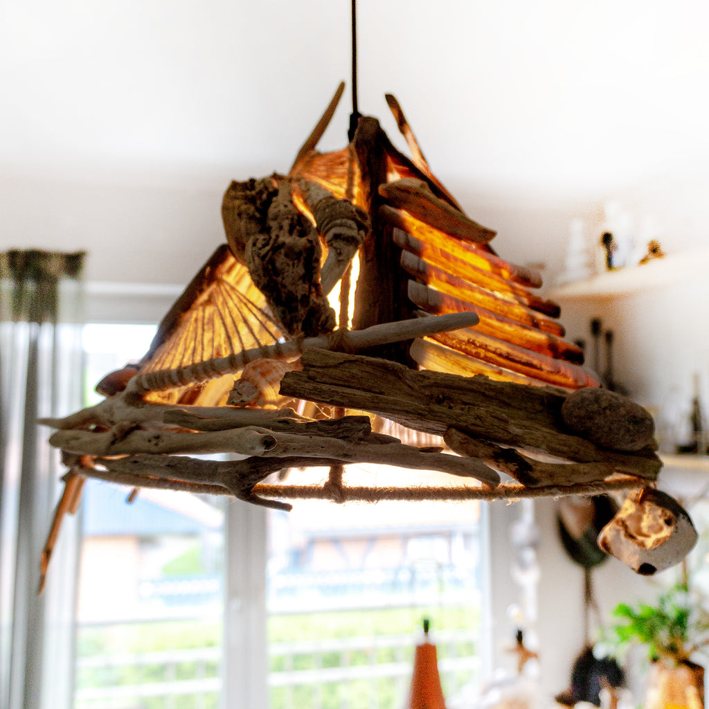 One-of-a-kind DRIFTWOOD PENDANT LIGHT 'Tallin', hand-crafted ceiling lamp