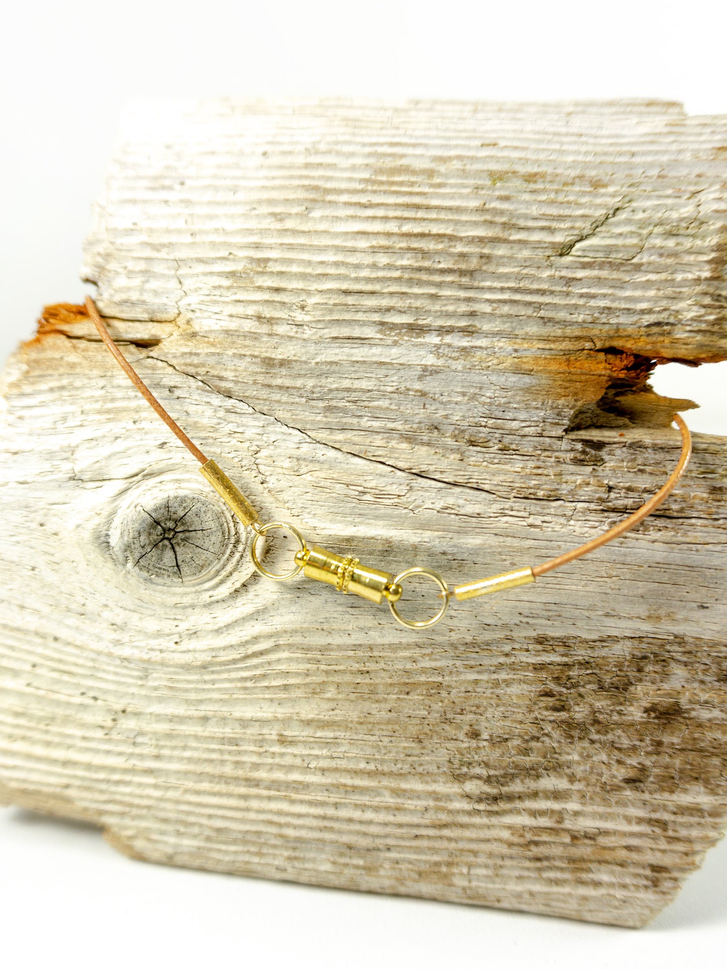 DRIFTWOOD AMBER LEATHER Necklace 'Amrum' with golden feather, sustainable jewelry