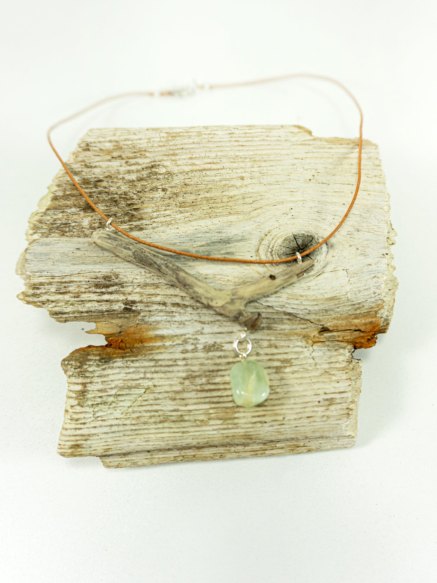 One-of-a-kind DRIFTWOOD LEATHER Necklace 'Sylt' with new jade gem, 925 silver