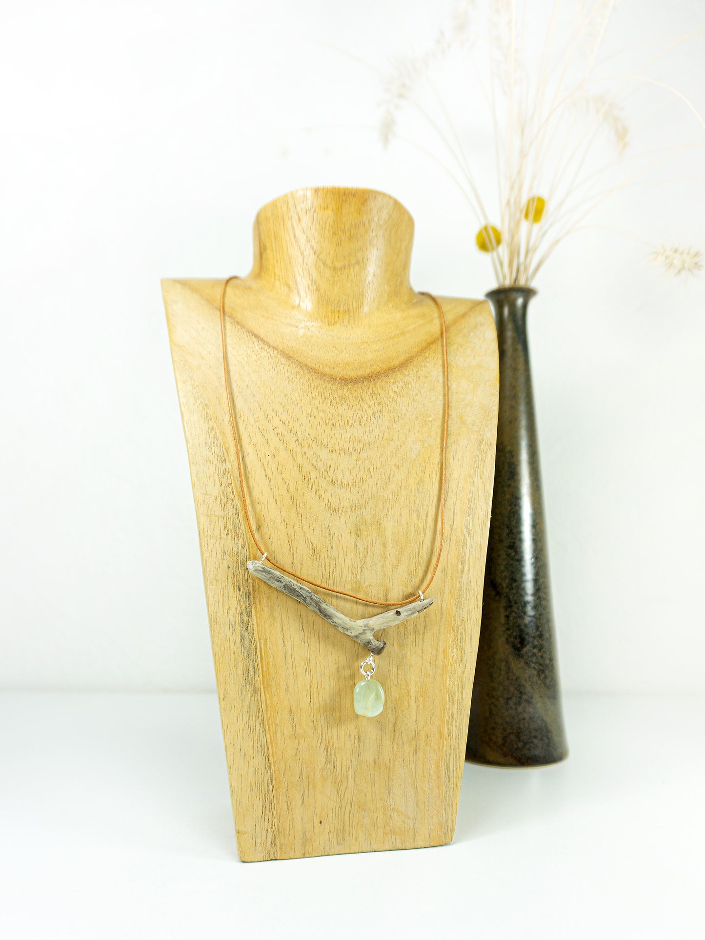 One-of-a-kind DRIFTWOOD LEATHER Necklace 'Sylt' with new jade gem, 925 silver