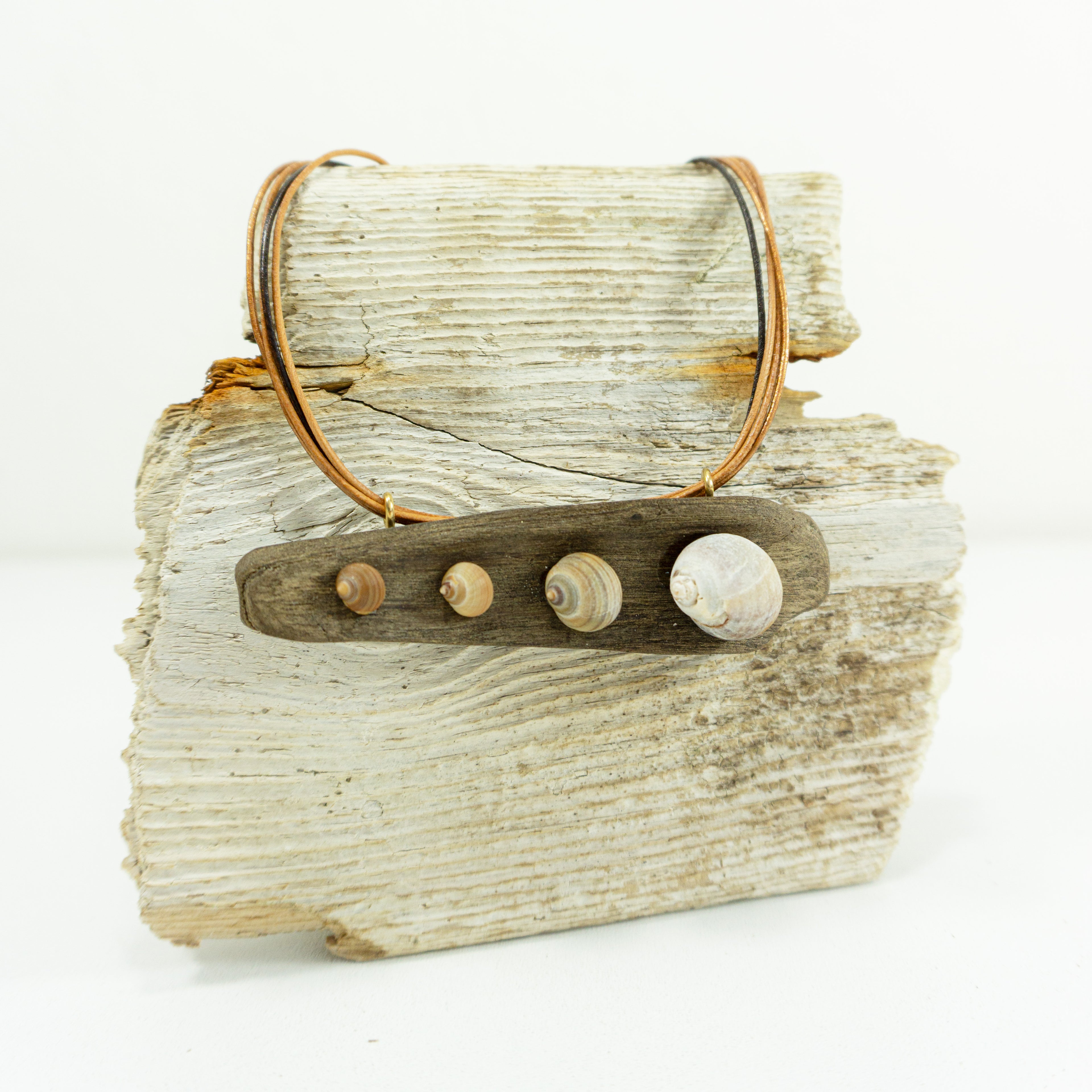 Handmade delicate DRIFTWOOD SEASHELLS NECKLACE 'Öland' natural design jewelry