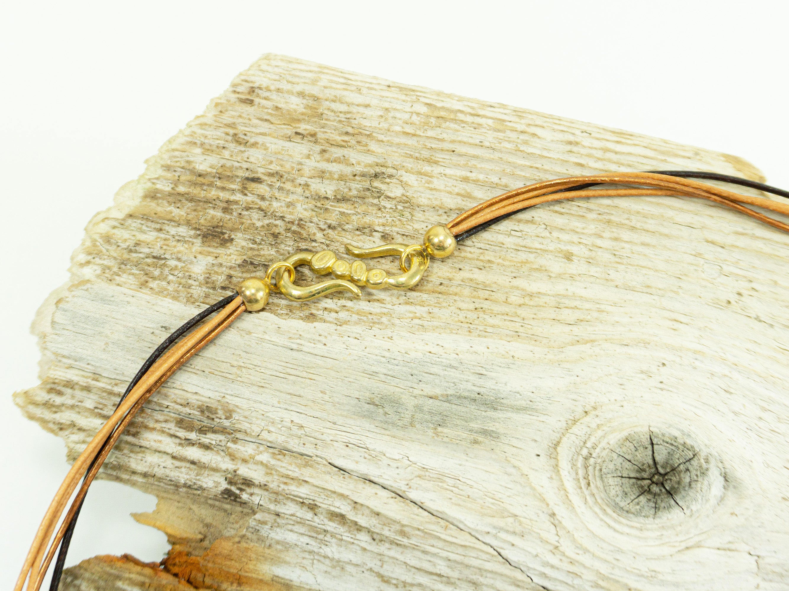 Handmade delicate DRIFTWOOD SEASHELLS NECKLACE 'Öland' natural design jewelry