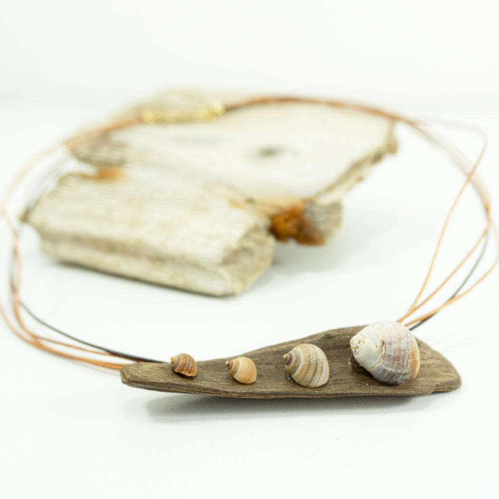 Handmade delicate DRIFTWOOD SEASHELLS NECKLACE 'Öland' natural design jewelry