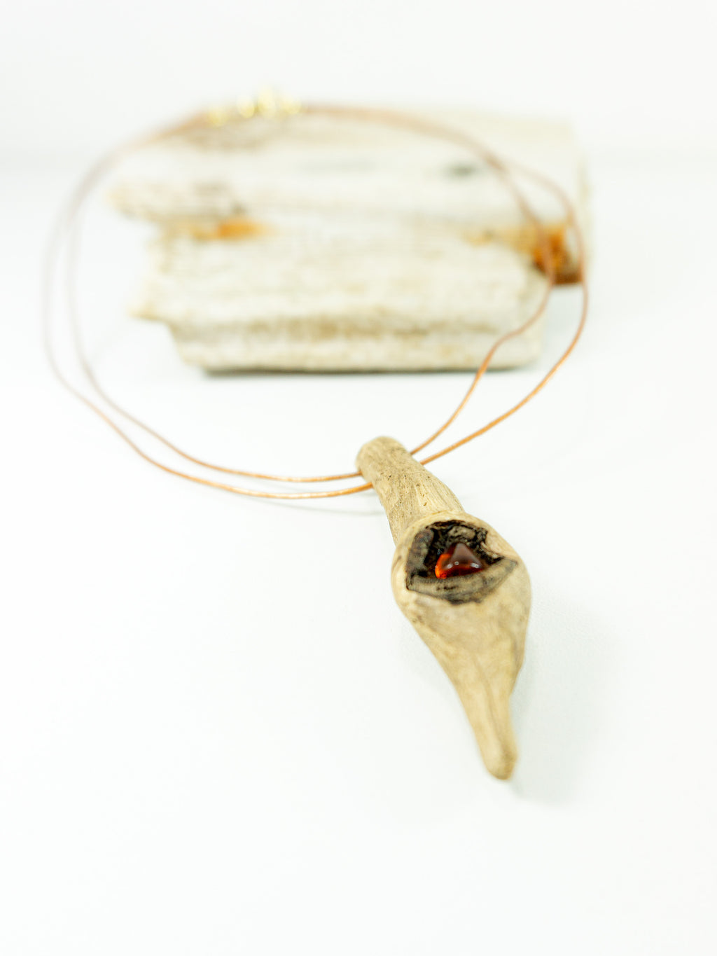 Exceptionel DRIFTWOOD AMBER Necklace 'Saltholm', Sustainable Handmade Jewelry