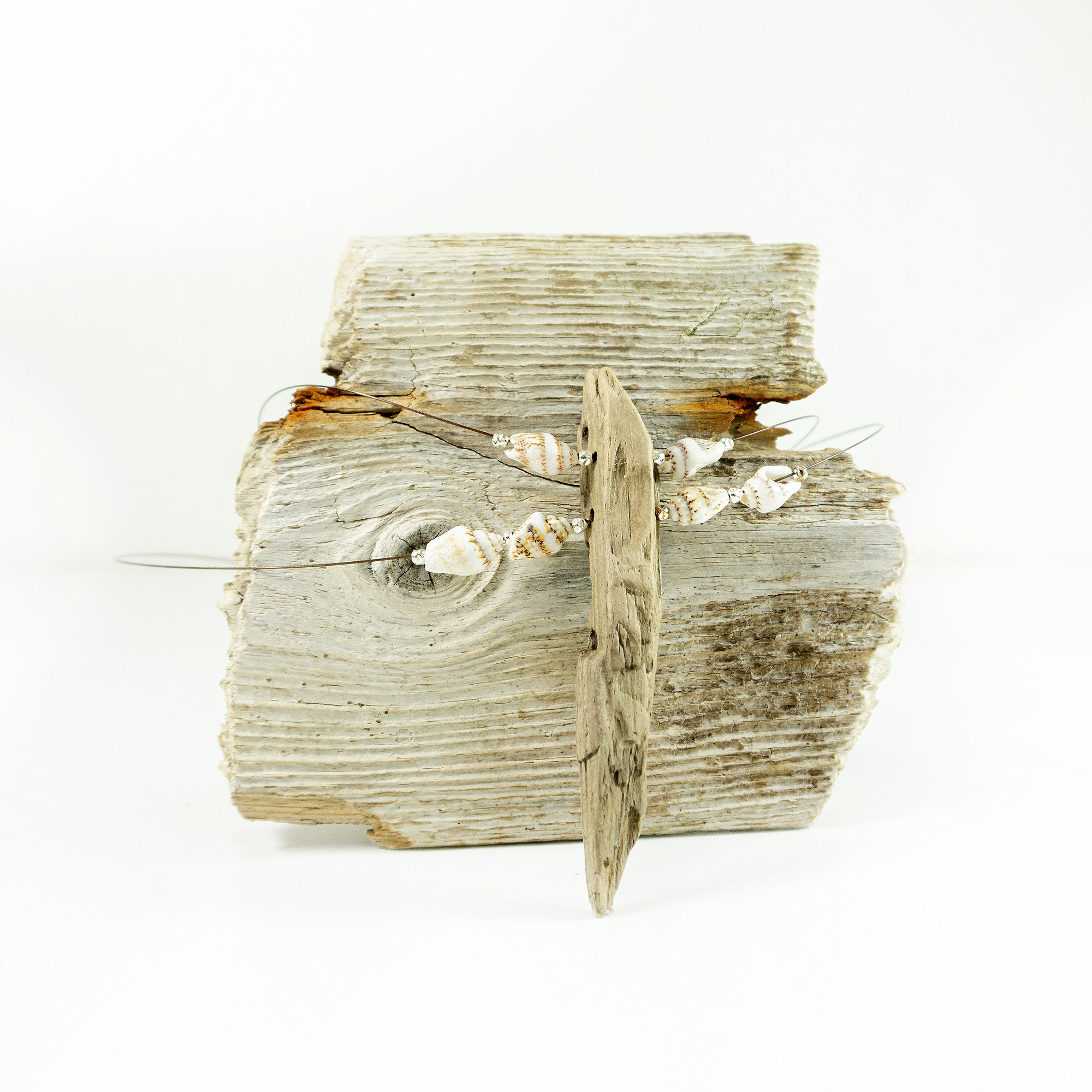 Unique DRIFTWOOD NECKLACE 'Föhr' with seashells, silver and nylon wire