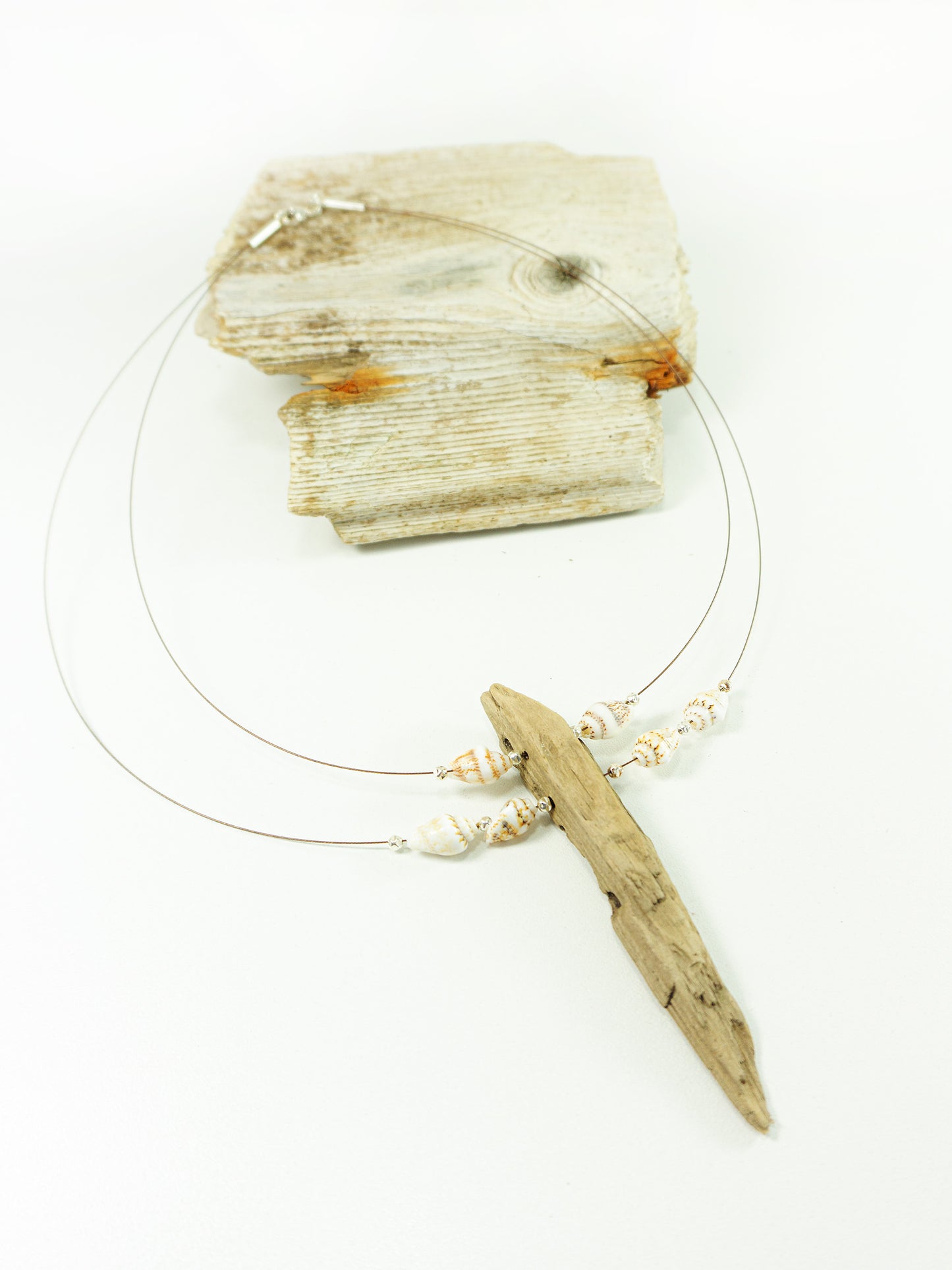 Unique DRIFTWOOD NECKLACE 'Föhr' with seashells, silver and nylon wire