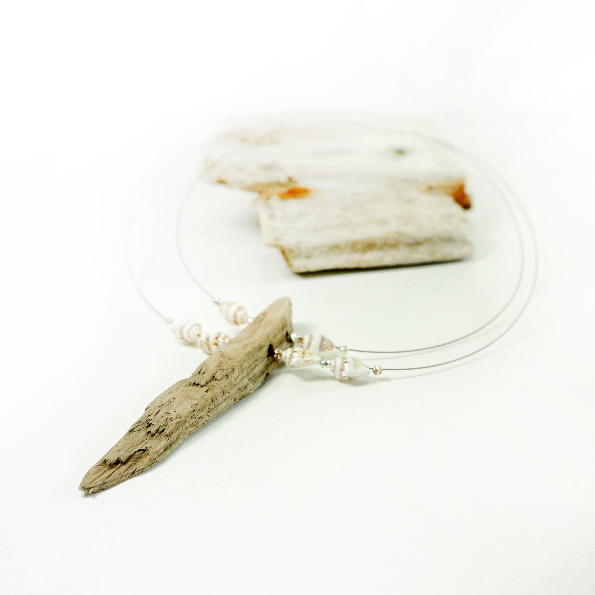 Unique DRIFTWOOD NECKLACE 'Föhr' with seashells, silver and nylon wire