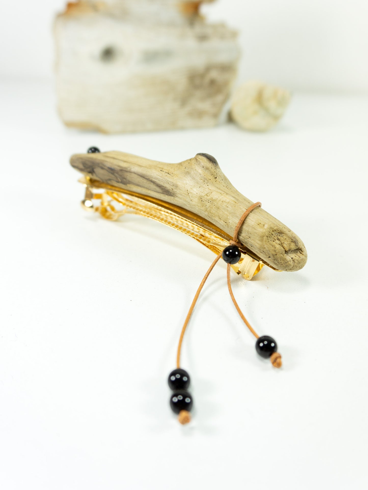 Unique handmade golden DRIFTWOOD HAIR BARRETTE 'Mary' leather Onyx