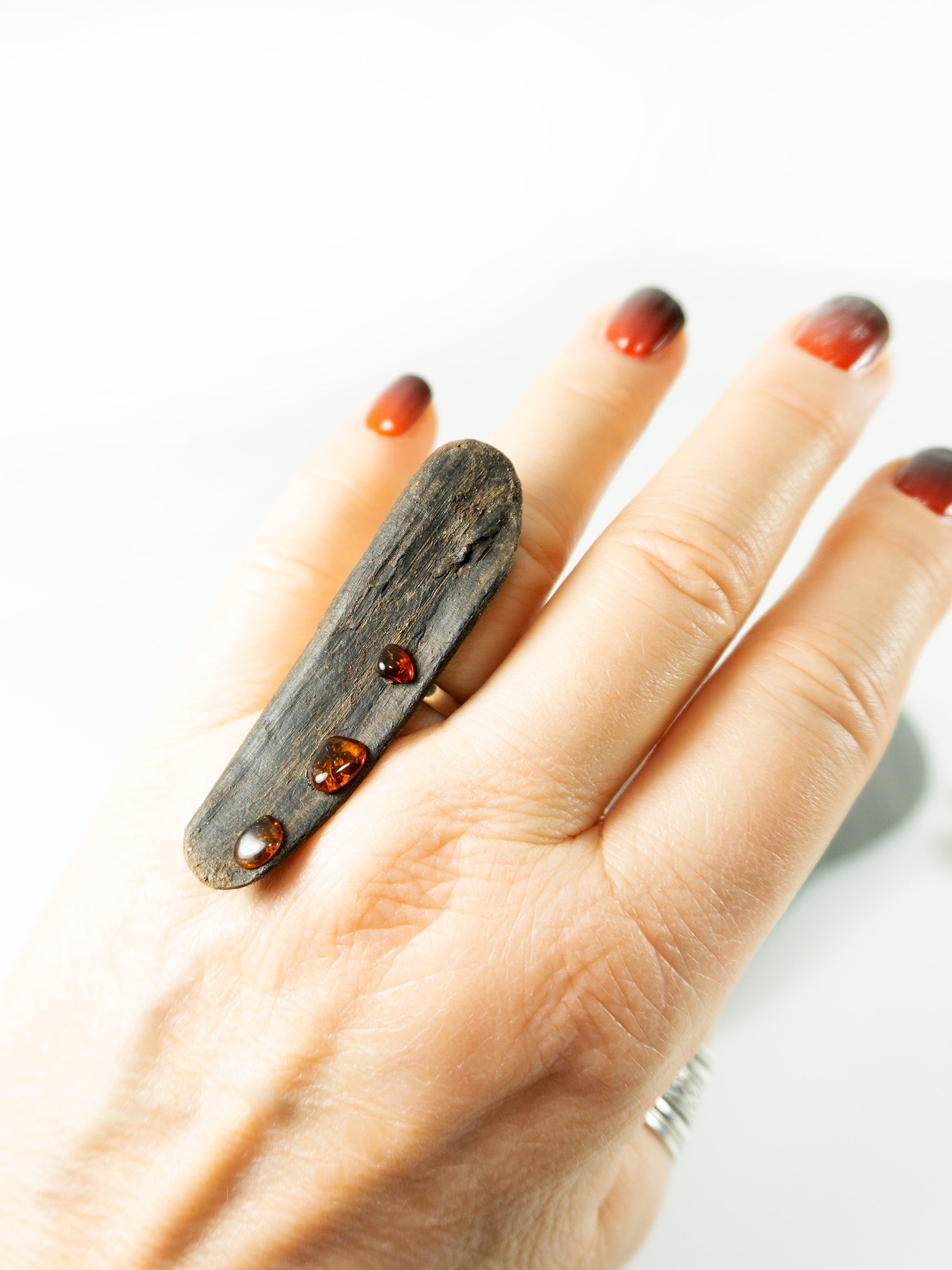 Adjustable handmade Driftwood Ring TIALF, Amber and 925 Silver