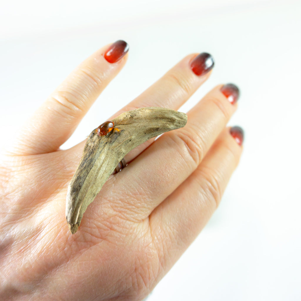 Size adjustable unique Driftwood Amber Ring TORM 925 Silver