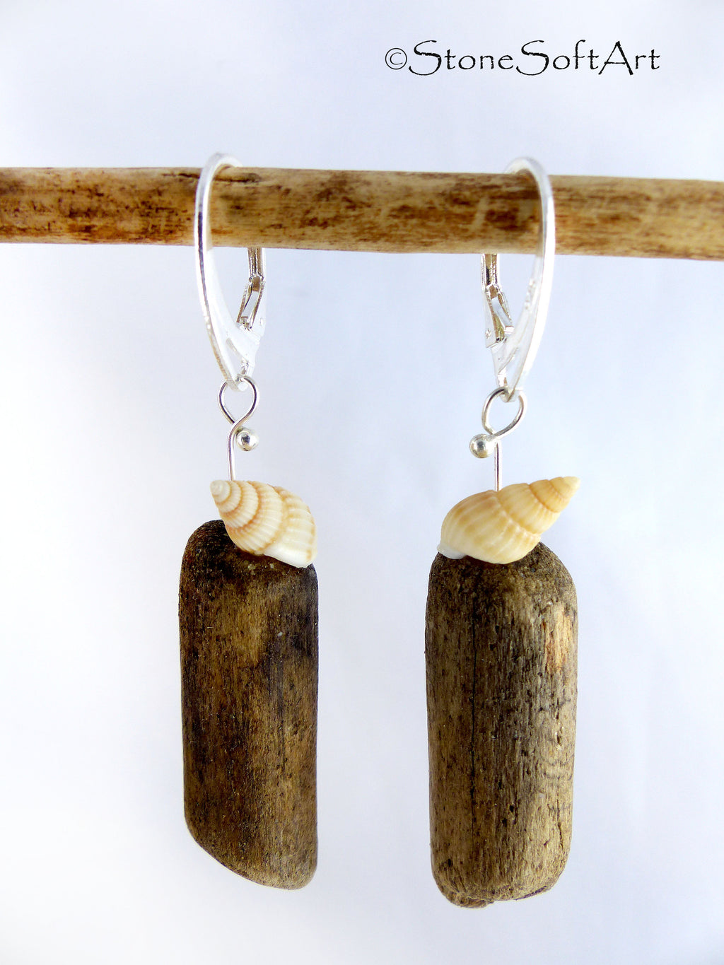 Handmade driftwood earrings SHELLY with seashells and 925 Silver
