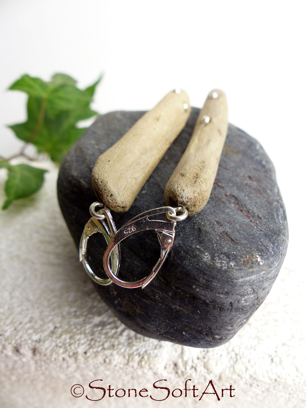 Minimalist handmade DRIFTWOOD DANGLE EARRINGS 'Sita' 925 Silver beads