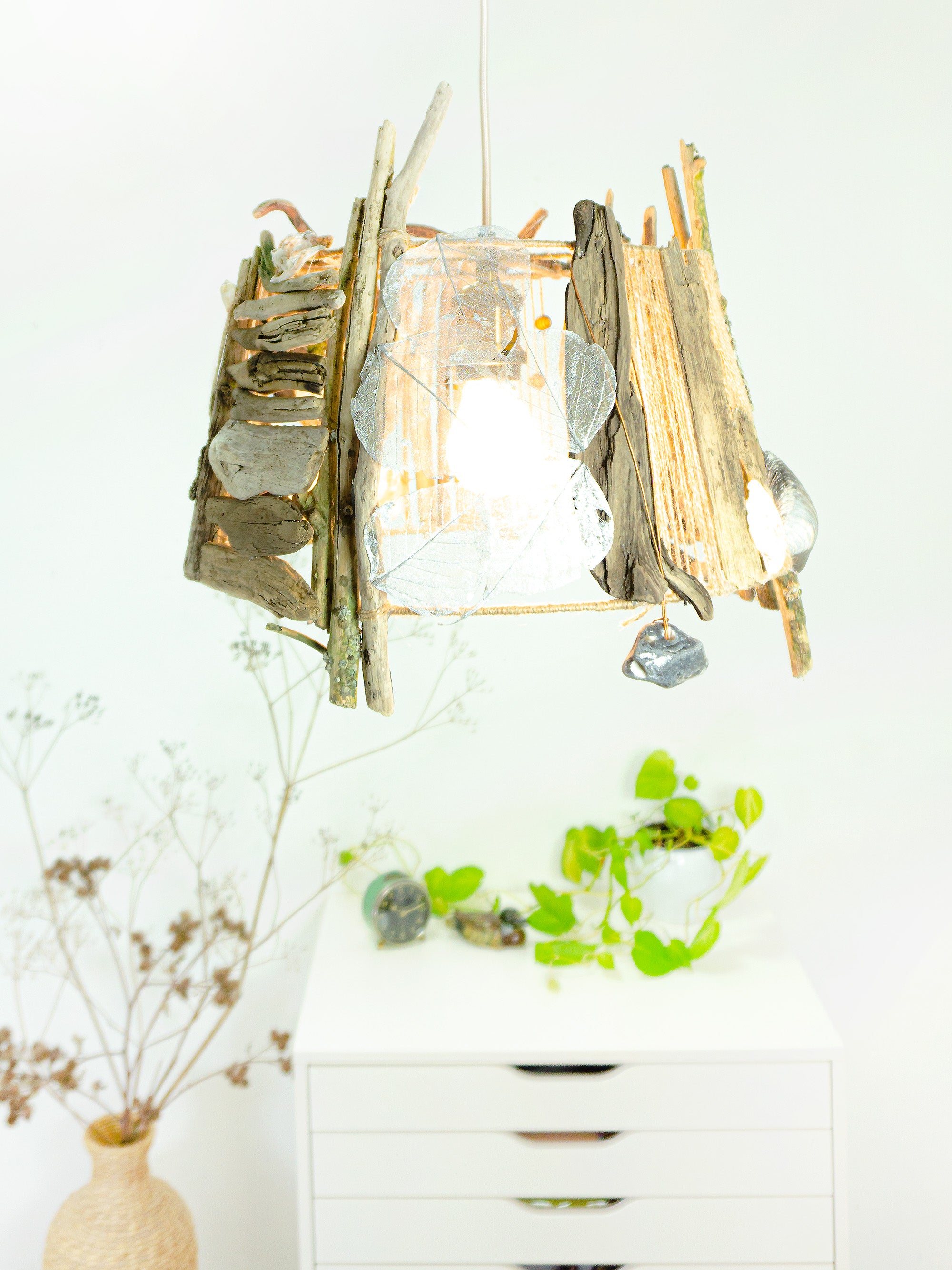 One-of-a-kind DRIFTWOOD PENDANT LIGHT 'Flensburg', handmade ceiling lamp