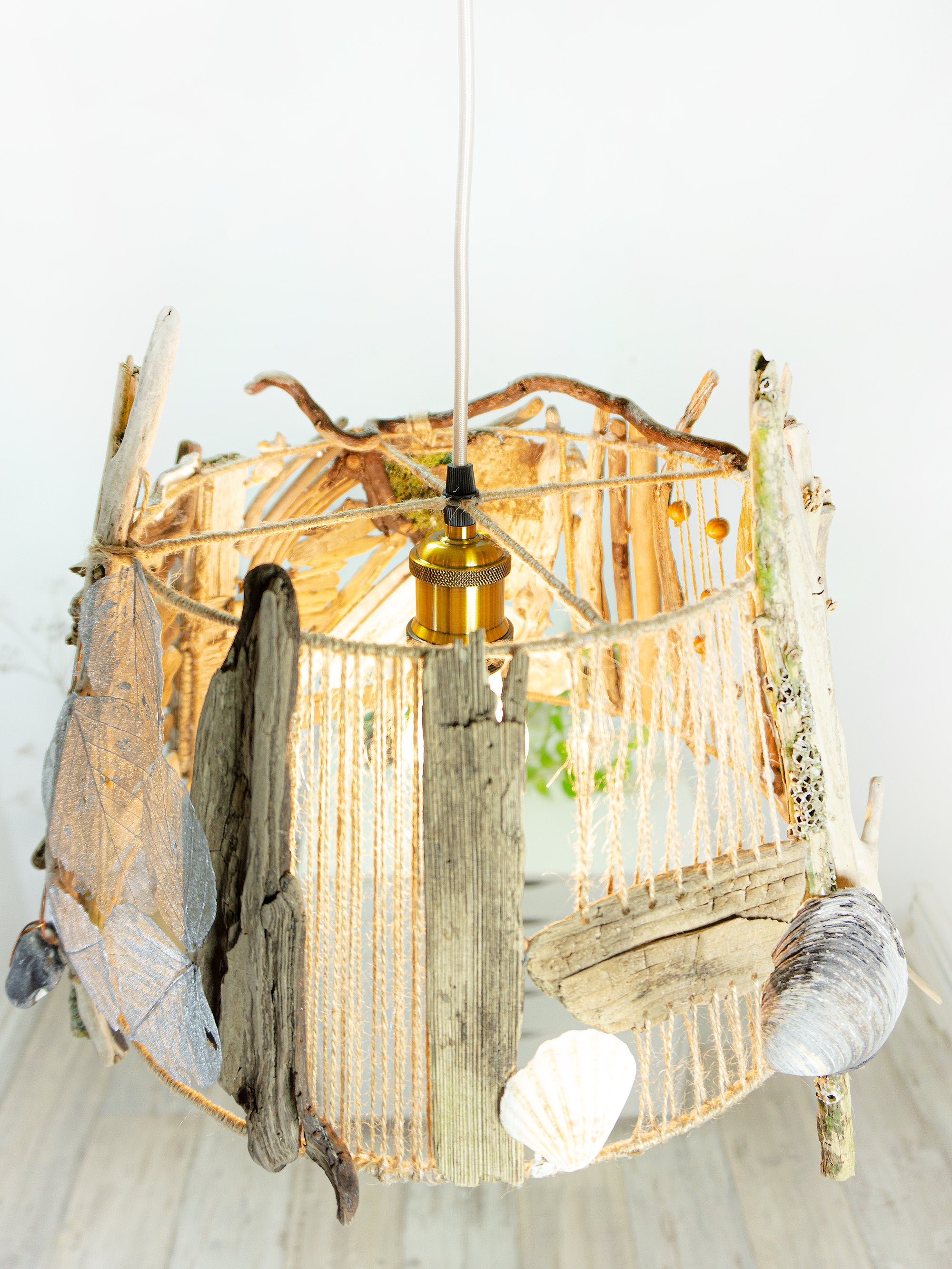One-of-a-kind DRIFTWOOD PENDANT LIGHT 'Flensburg', handmade ceiling lamp