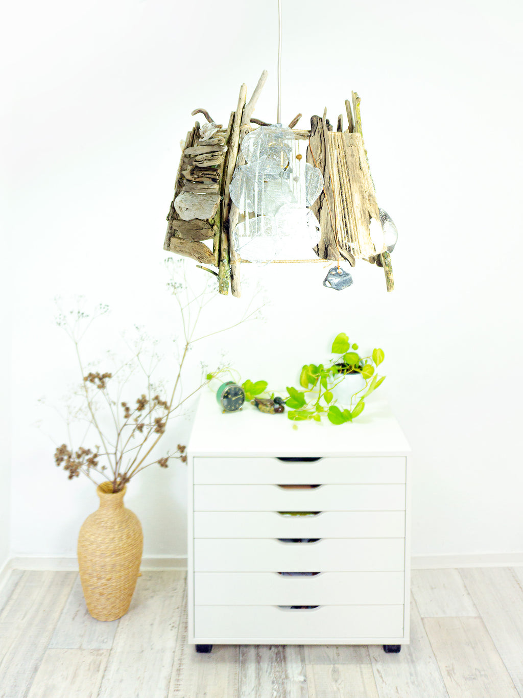 One-of-a-kind DRIFTWOOD PENDANT LIGHT 'Flensburg', handmade ceiling lamp