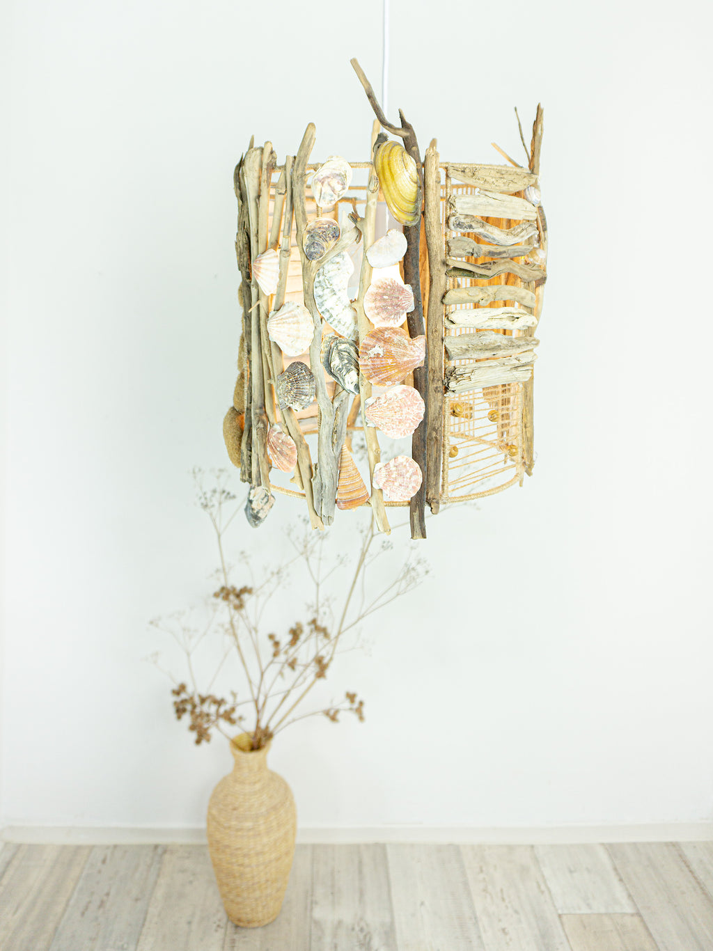One-of-a-kind artisanal design lamp 'Skagen' DRIFTWOOD PENDANT LIGHT