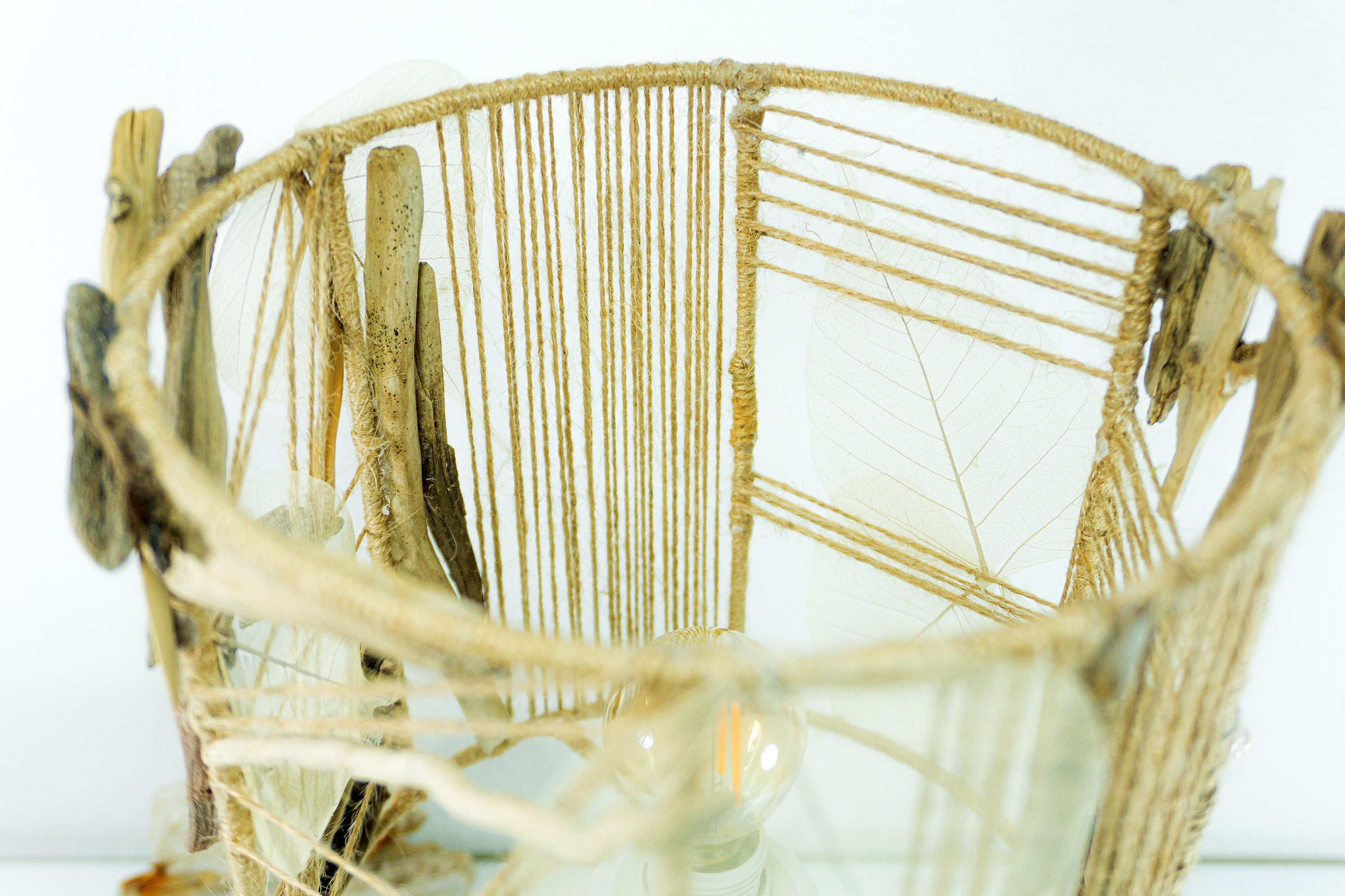 Lovely ACCENT Table LAMP 'FRYA' with white French midcentury ceramic base