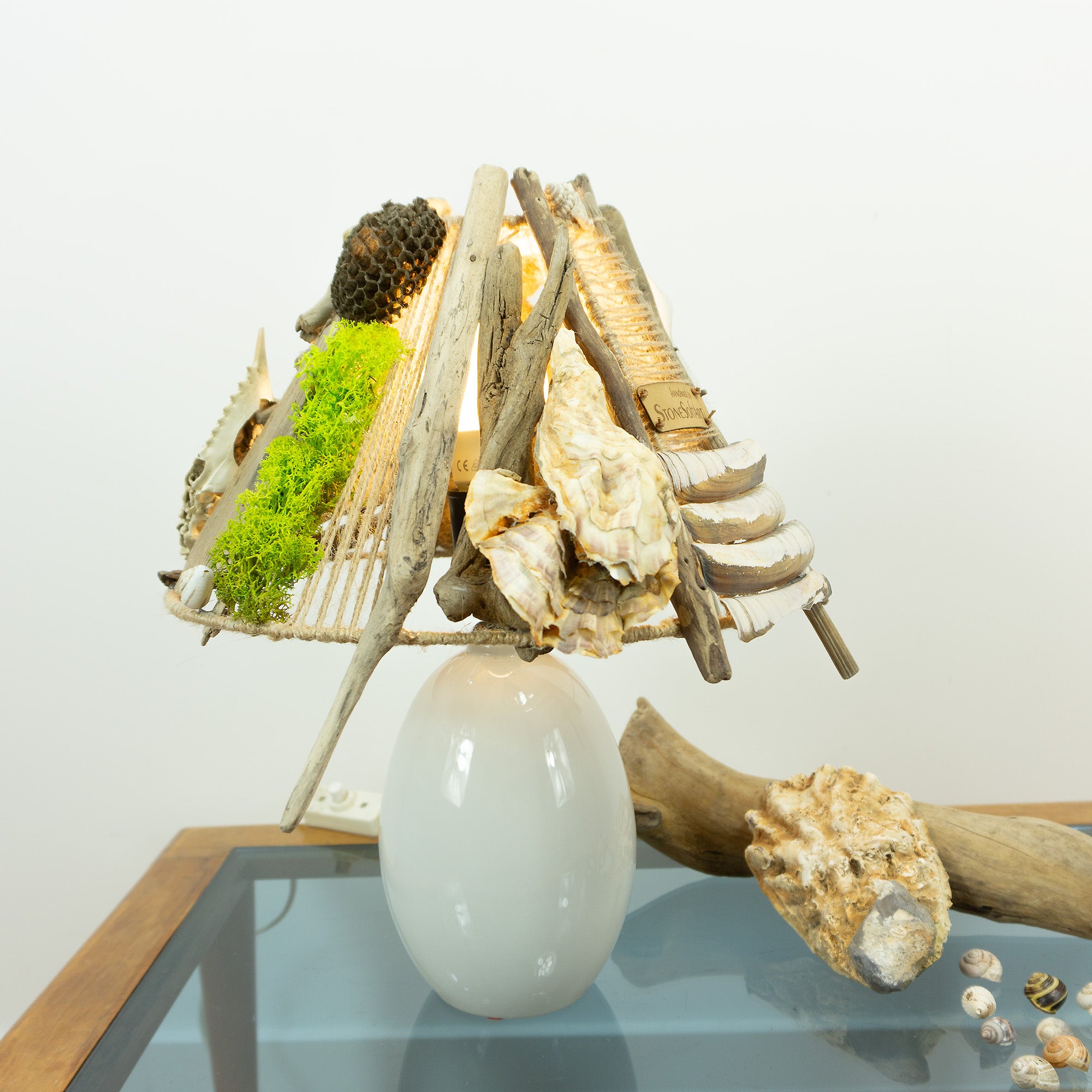 ALVA Handcrafted Driftwood Accent Lamp – White Ceramic Table Light