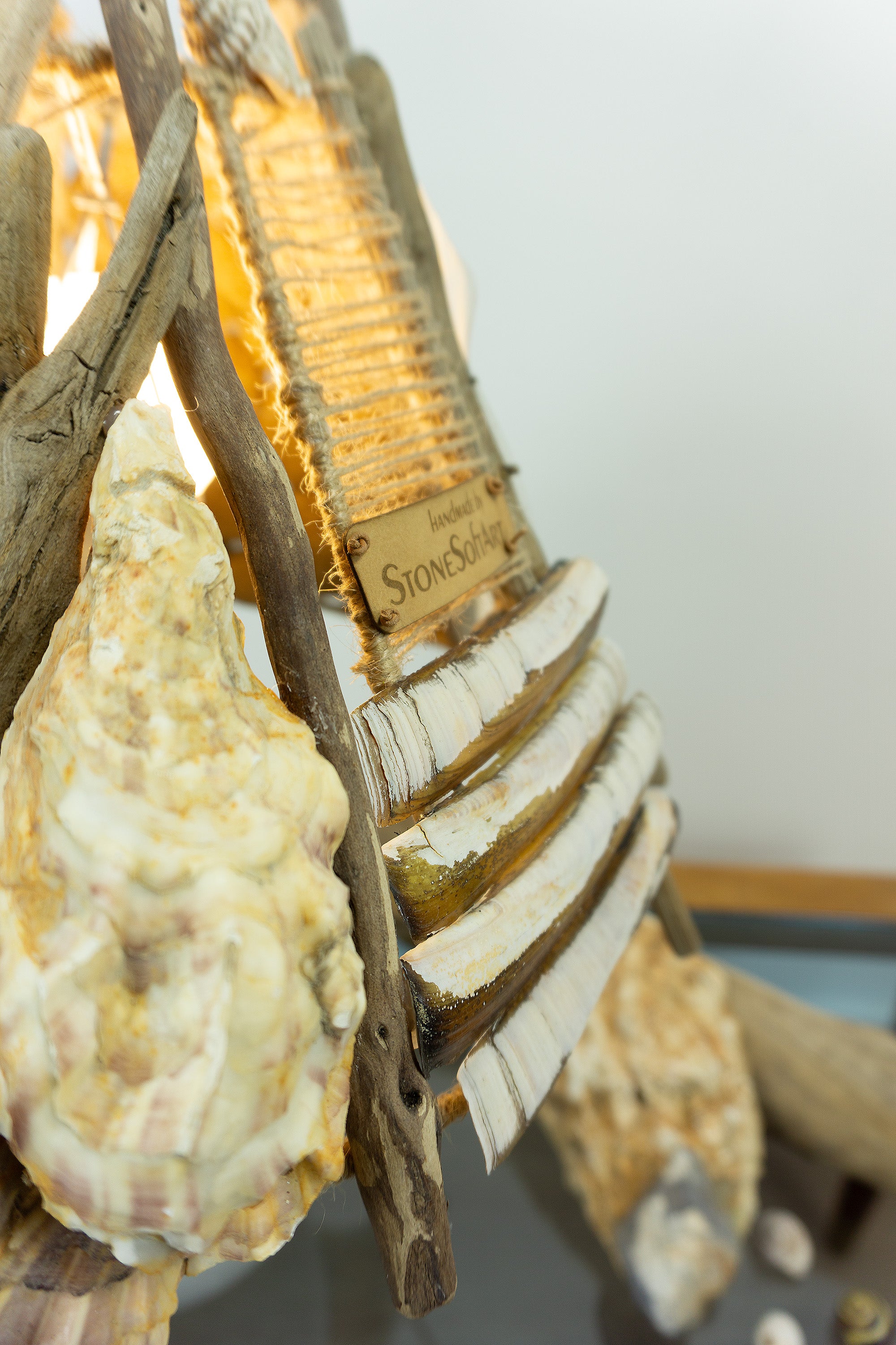 ALVA Handcrafted Driftwood Accent Lamp – White Ceramic Table Light