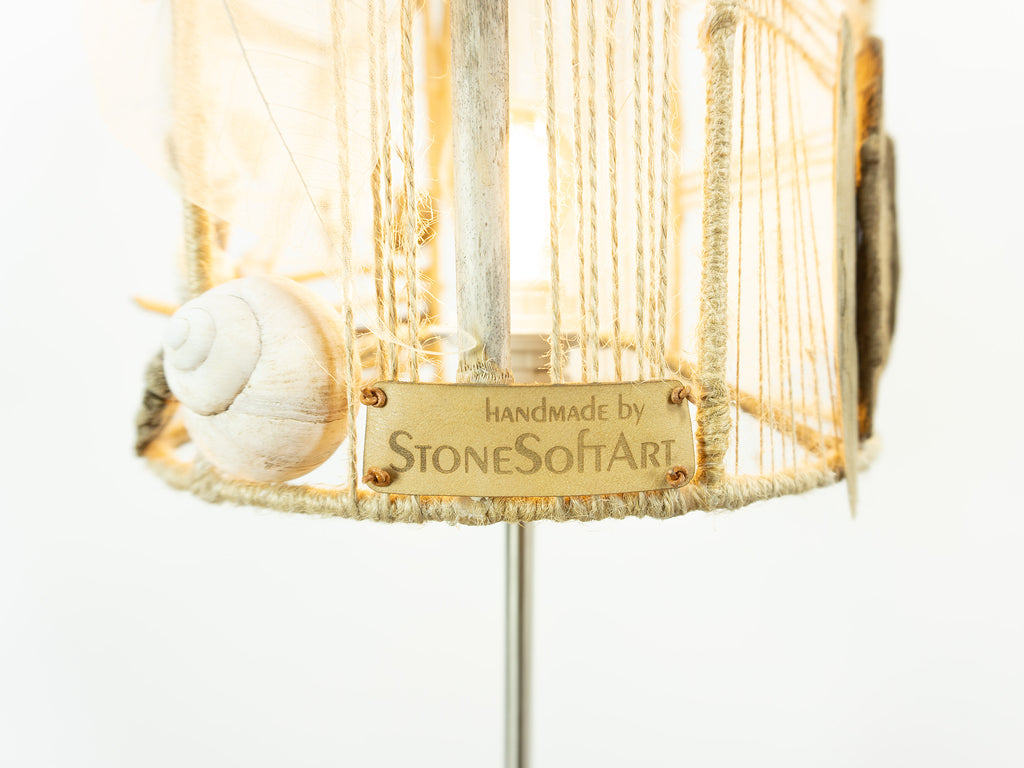 TUULI Handcrafted Table Lamp – Natural Driftwood Design with Wooden Base