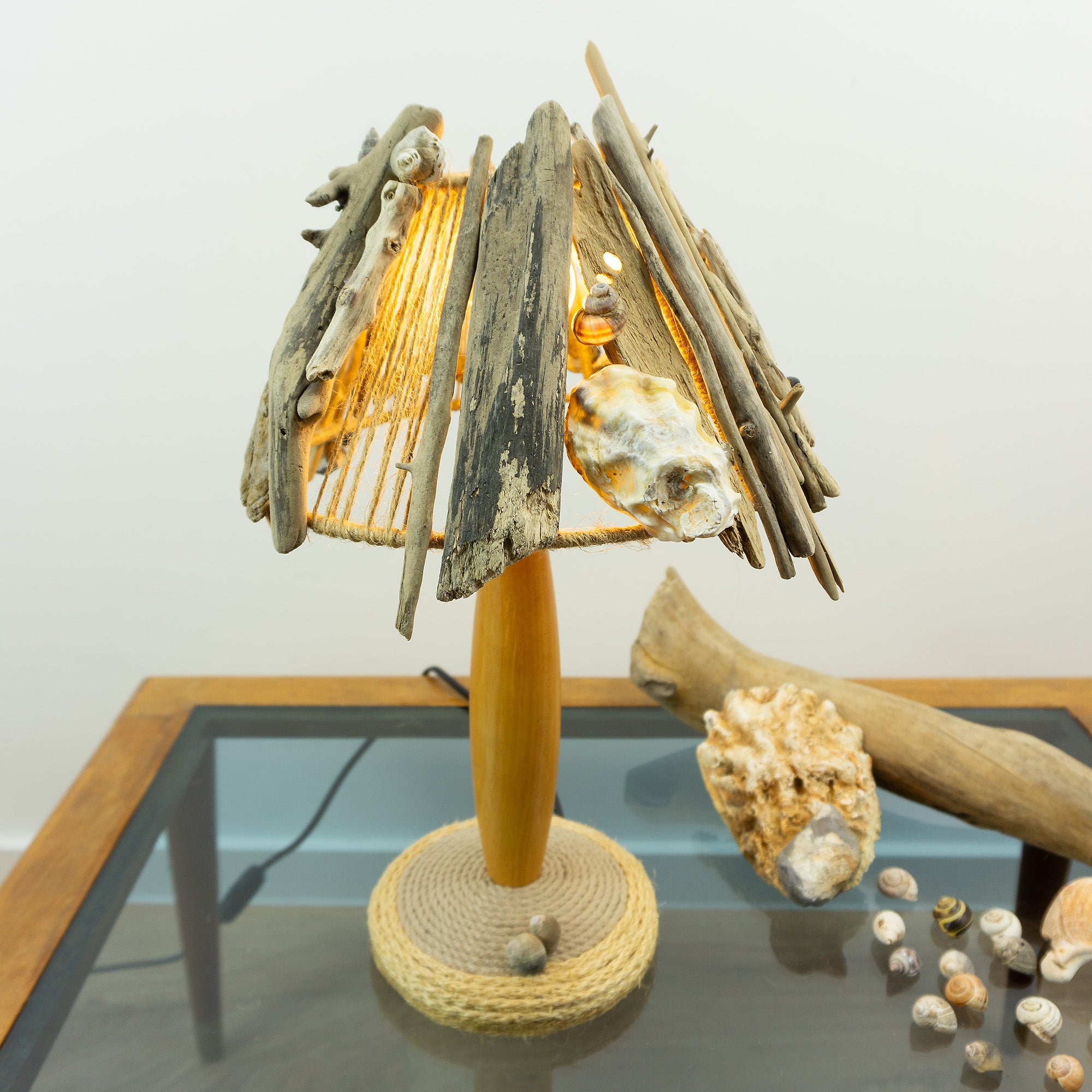 Handcrafted Table Lamp STINA – Natural Driftwood Design with Wooden Base