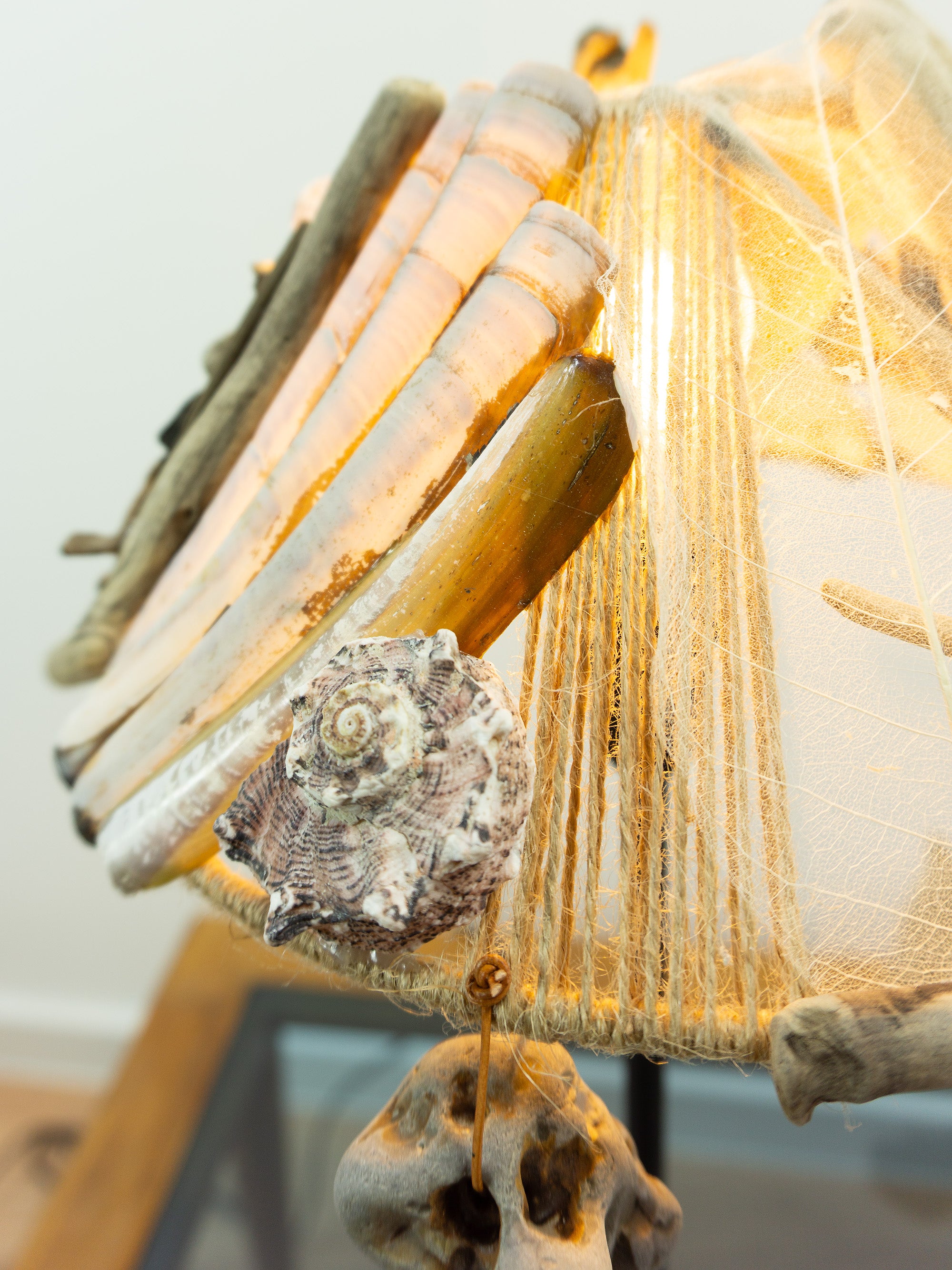 LYKKE Coastal Driftwood Table Lamp – Handcrafted Accent Lighting