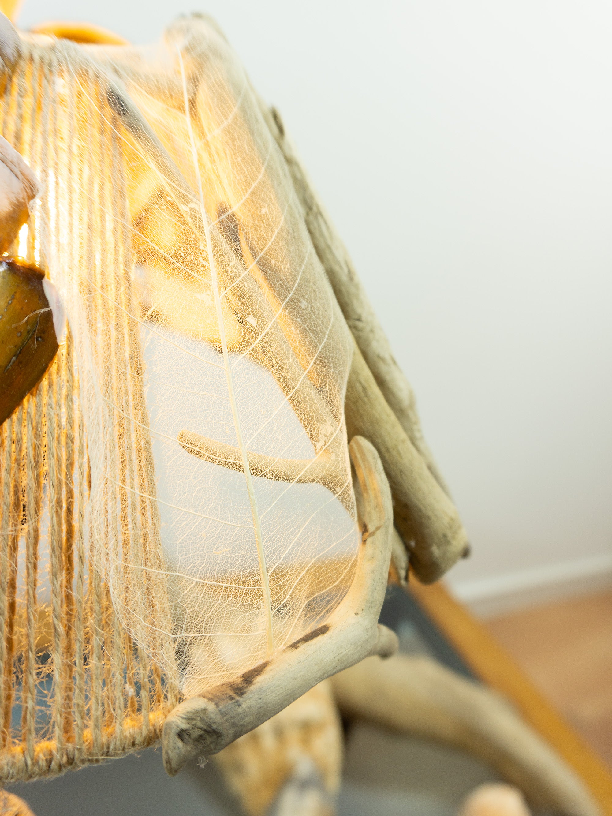 LYKKE Coastal Driftwood Table Lamp – Handcrafted Accent Lighting