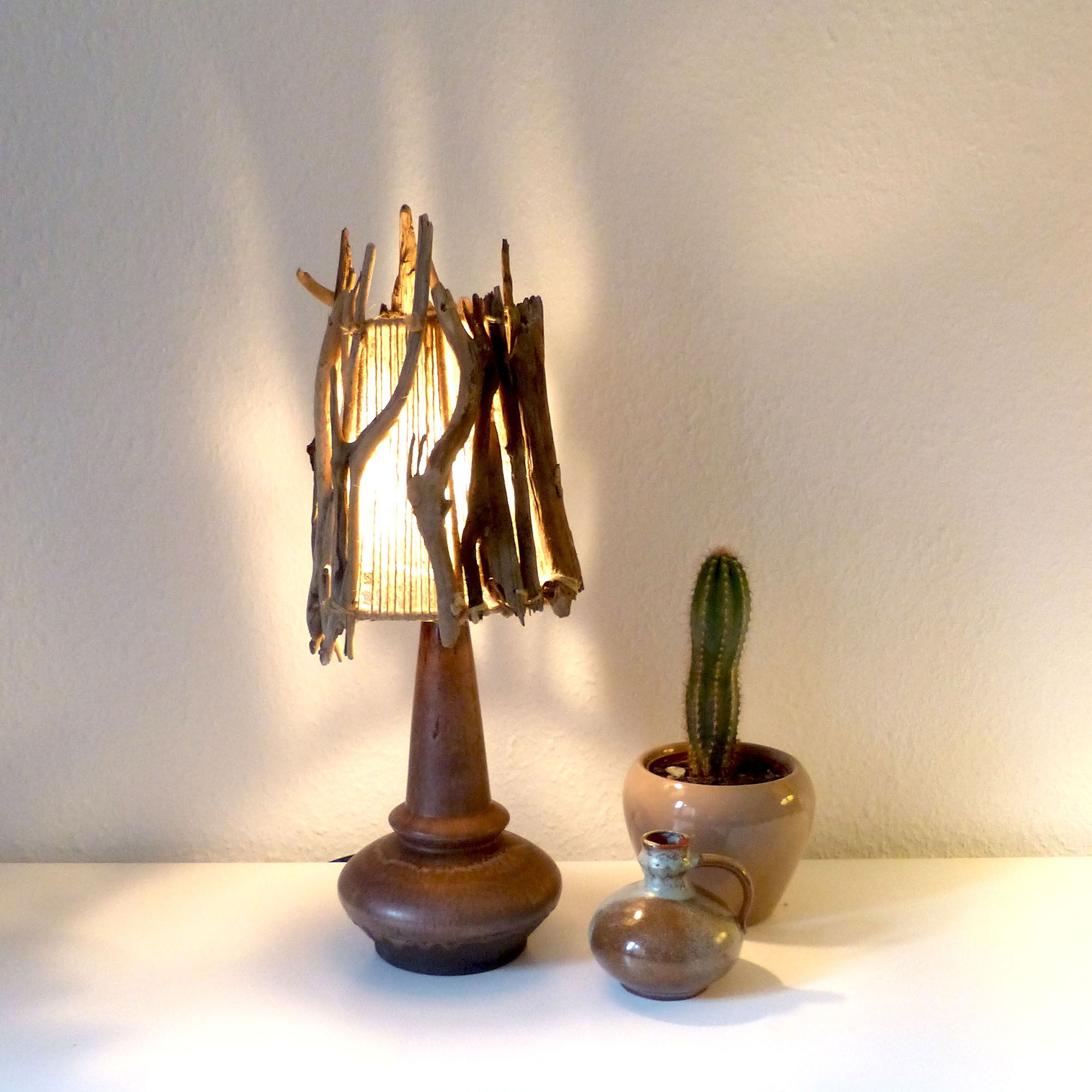 Unique DRIFTWOOD TABLE LAMP 'Helsinki' with Danish midcentury ceramic foot
