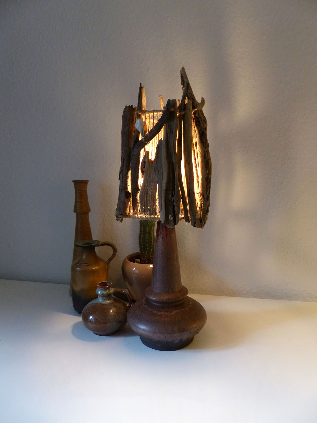 Unique DRIFTWOOD TABLE LAMP 'Helsinki' with Danish midcentury ceramic foot