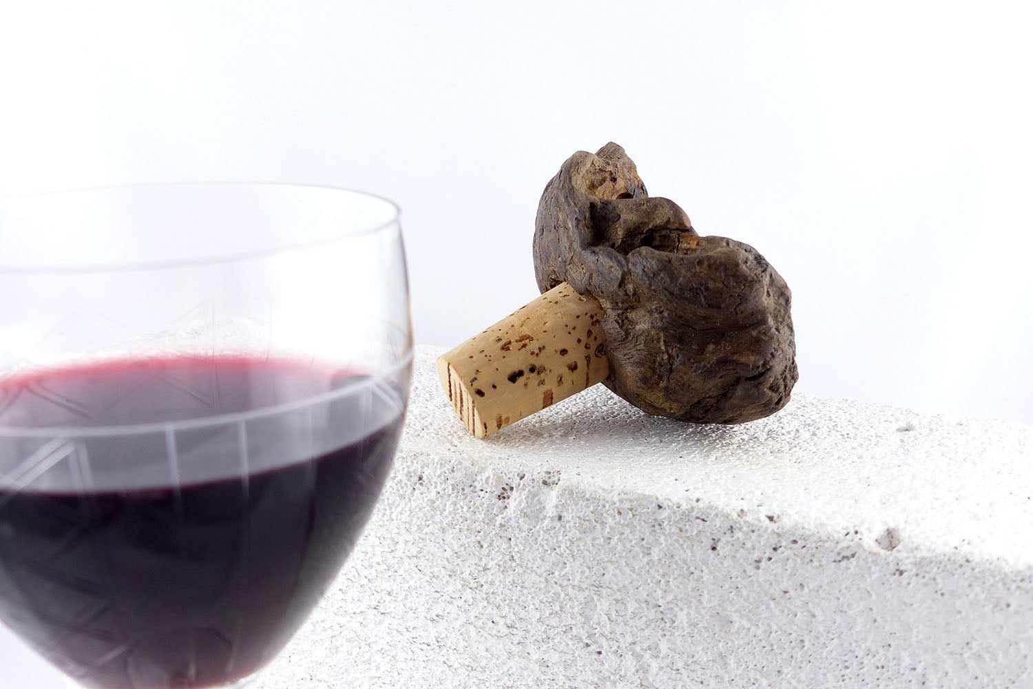 Wine BOTTLE CORK #11 with DRIFTWOOD handle, handcrafted eco friendly gift