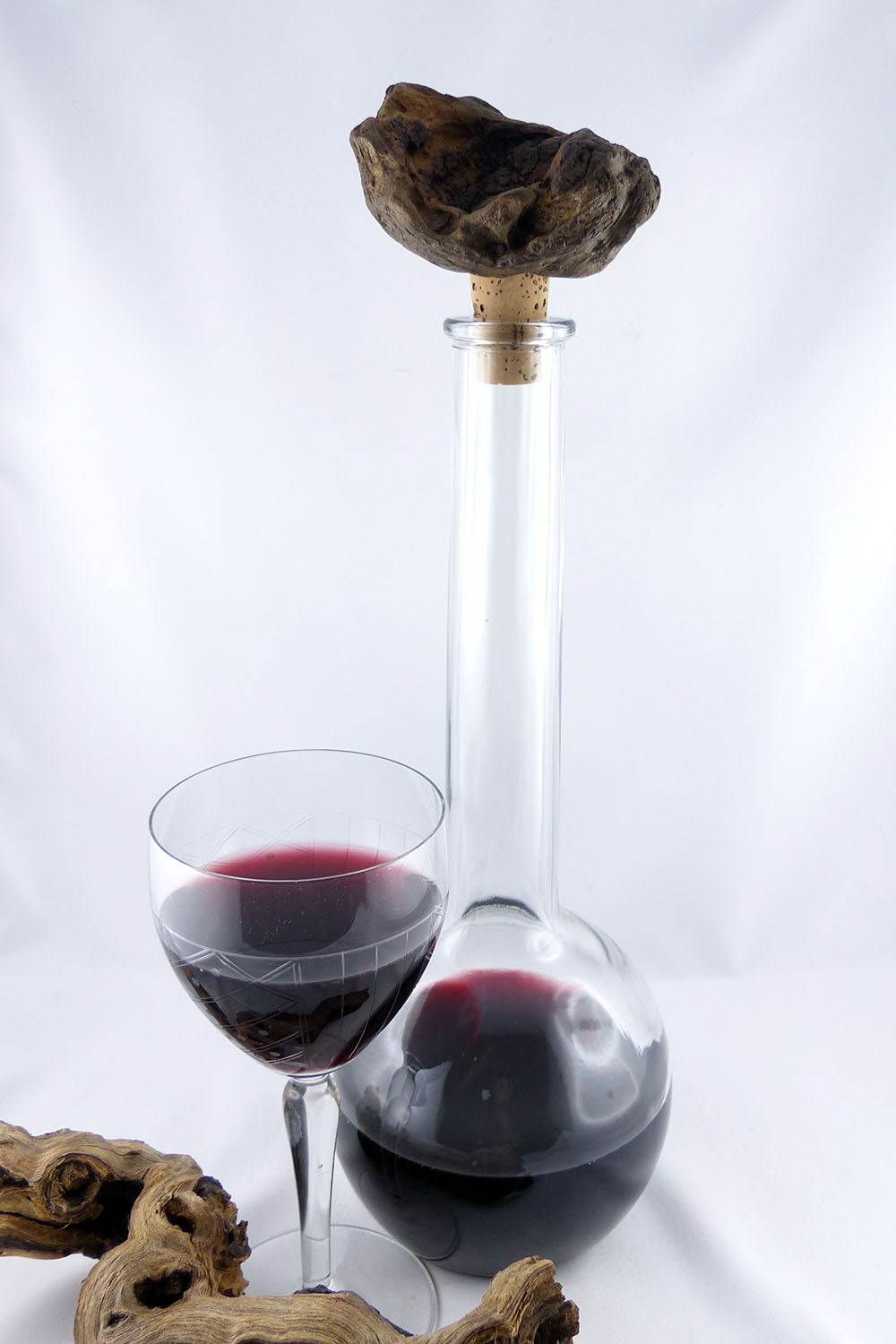 Wine BOTTLE CORK #11 with DRIFTWOOD handle, handcrafted eco friendly gift