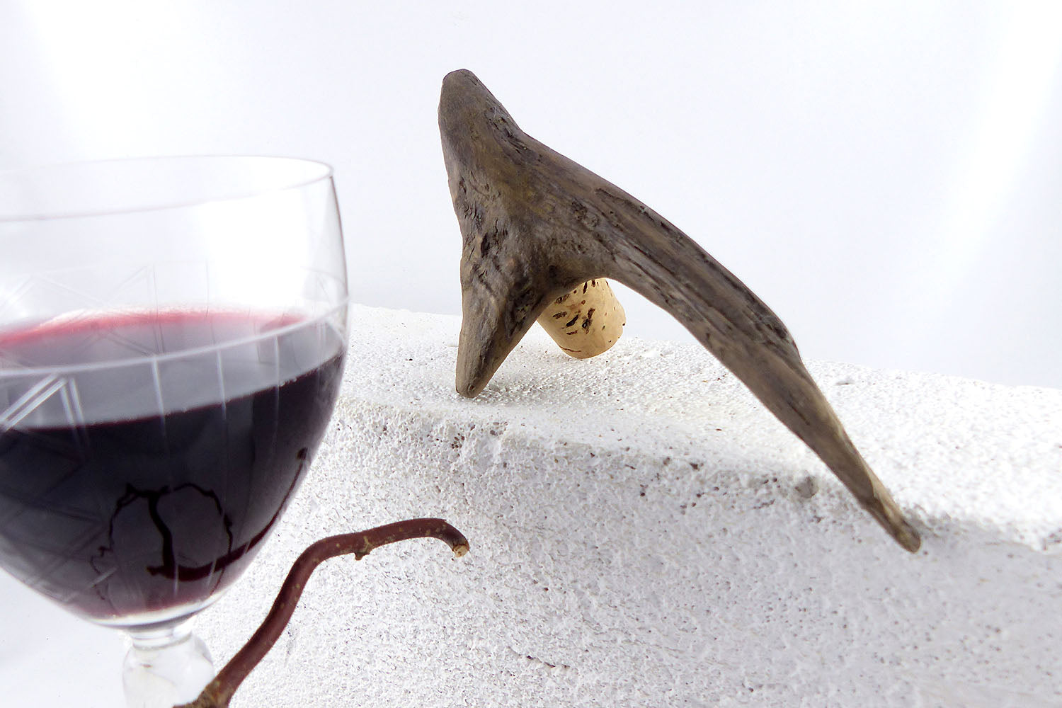 Wine BOTTLE CORK #9 with DRIFTWOOD handle, handcrafted eco friendly gift