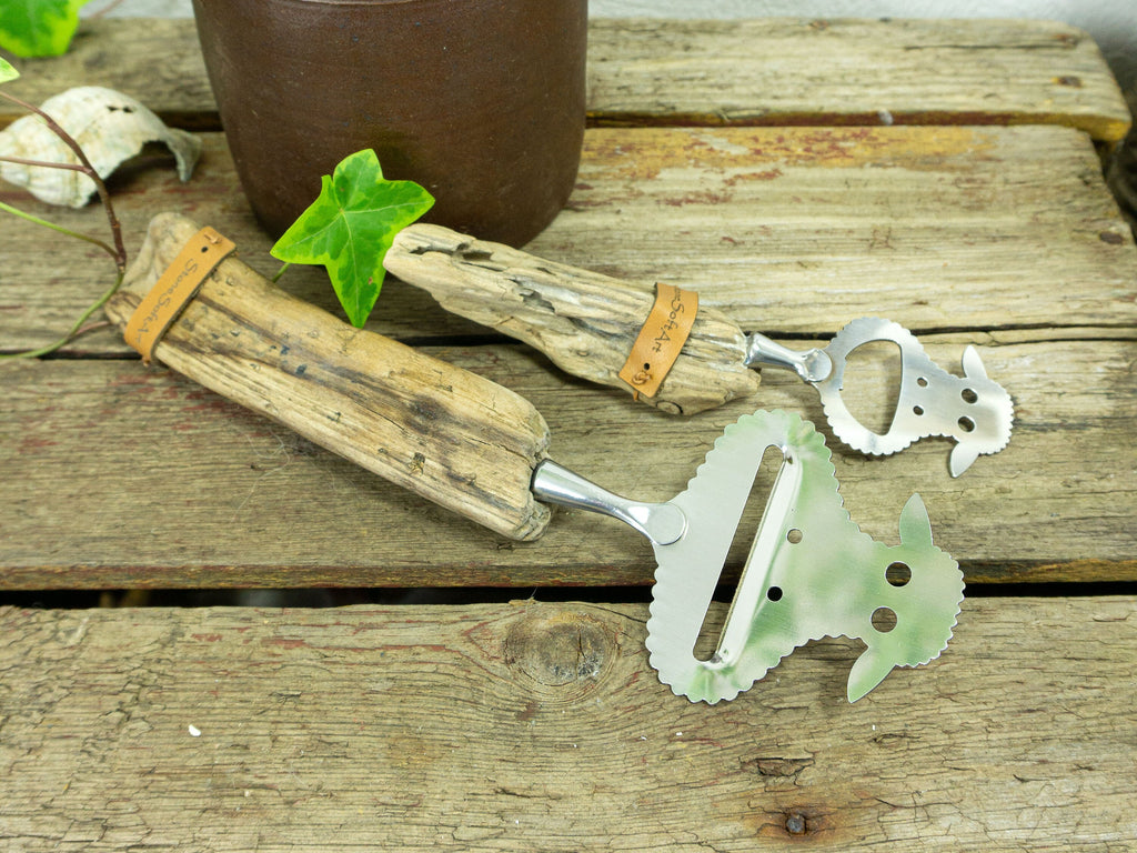 BOTTLE OPENER 'Sheep Shawn' with DRIFTWOOD handle, sheep cutlery, handcrafted by StoneSoftArt